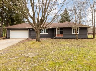 5332 Rootstown Rd, Ravenna, OH 44266
