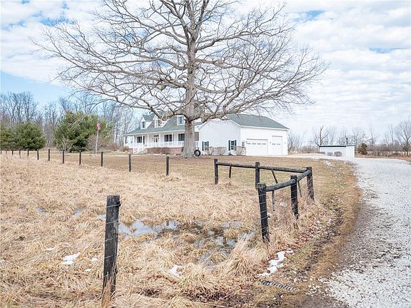 4th image of 9371 S County Road 100 E