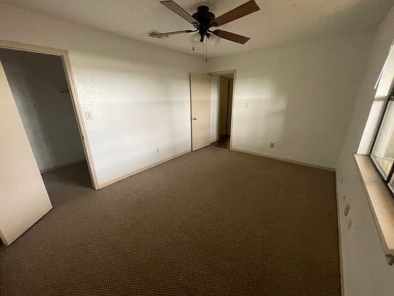 5th image of 1103 Hazelton St APT B