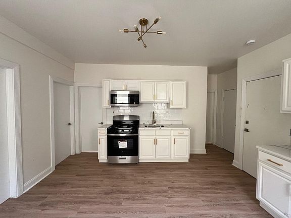 2nd image of 21 E 16th St #2A