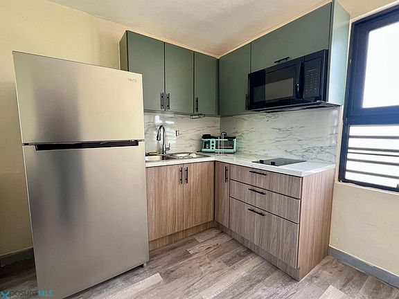 5th image of Apt 7 Urb Sierra Bayamon Apt 98 1 Calle #84