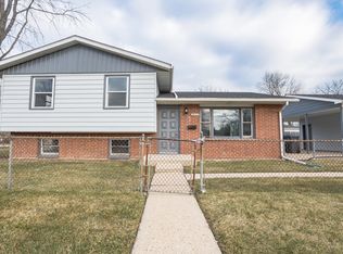 2927 Gideon Ave, Zion, IL 60099