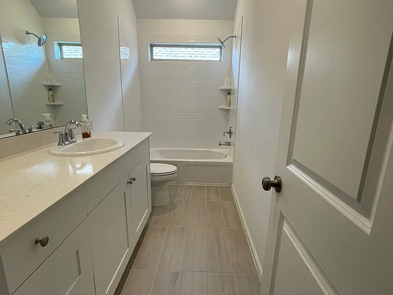 4922 Sand Clouds Dr — Photo 18
