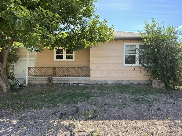 612 Floyd Ln, Pueblo, CO 81005
