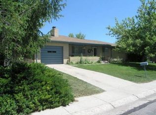 910 Evergreen St, Cheyenne, WY 82009