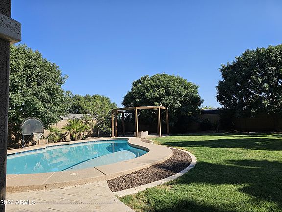4th image of 20846 E WAVERLY Drive
