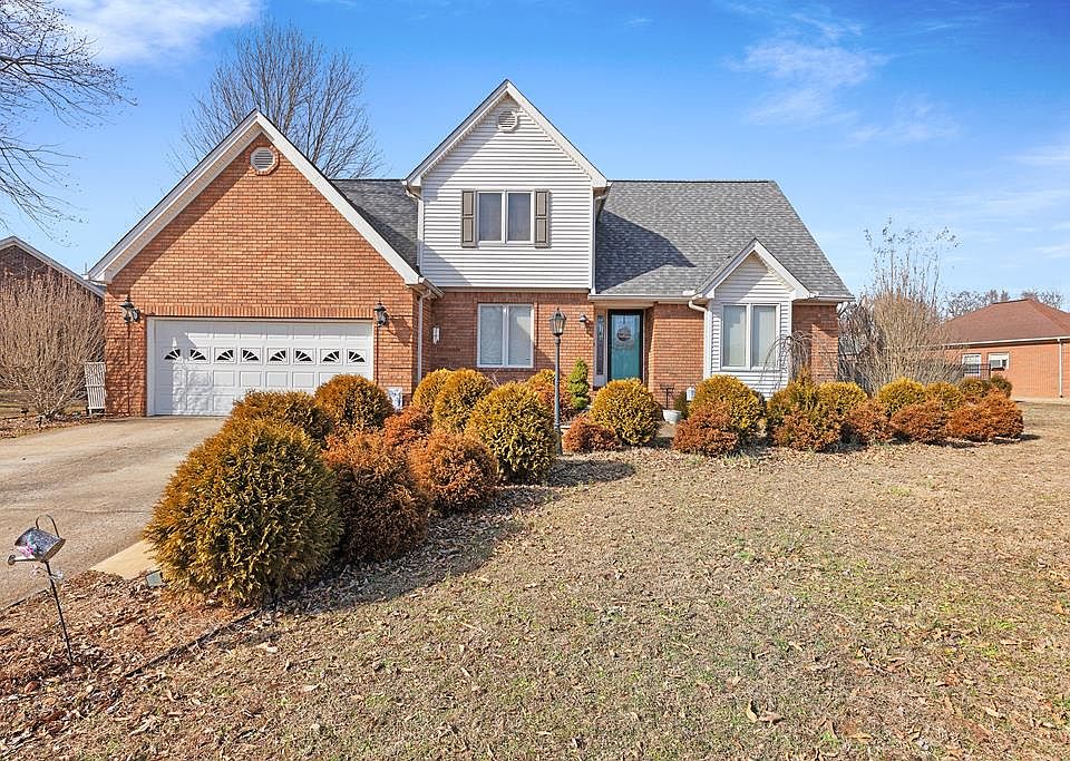 1st image of 70 Lab Dr