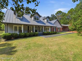 26560 Camille Dr, Pass Christian, MS 39571