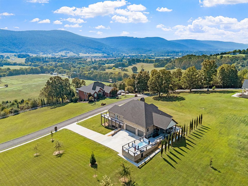 1st image of 178 Skyhigh Dr