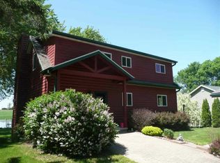 N9025 Lakeshore Rd, Beaver Dam, WI 53916