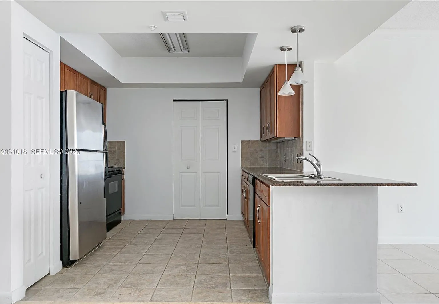 Cite Condo — Photo 4