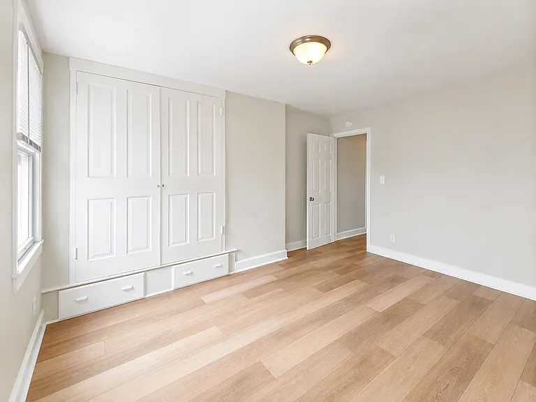 945 Homestead St #2 — Photo 9