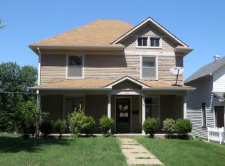 1037 Parallel St, Atchison, KS 66002