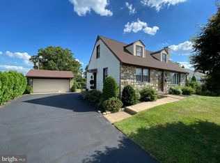 1423 Poplar Rd, Feasterville Trevose, PA 19053