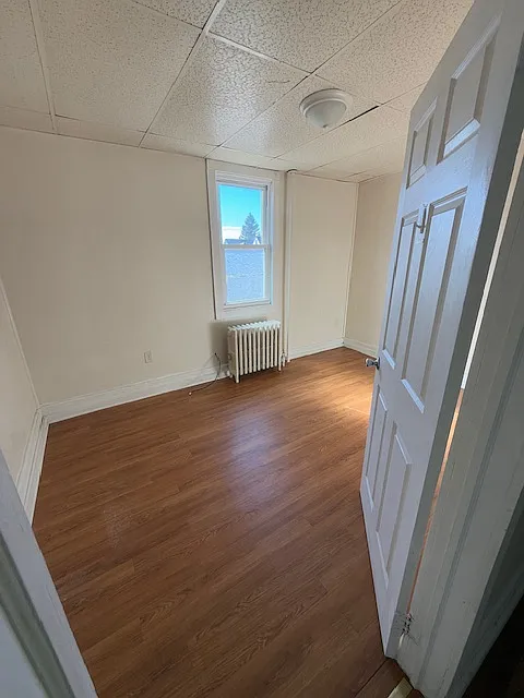 3 bed, $1,375 — Photo 4