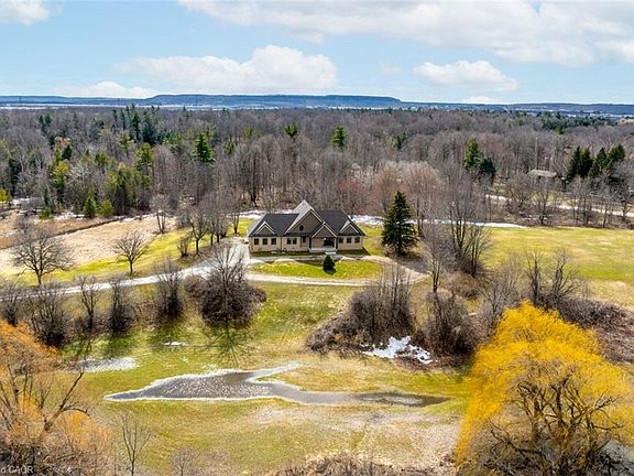 2nd image of 8656 Esquesing Line