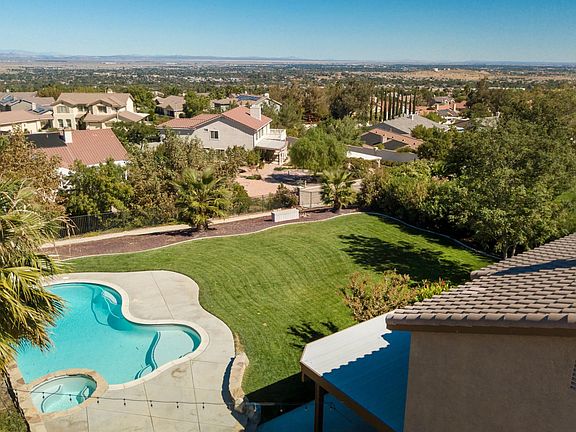 5717 Bienveneda Terrace-print-008-27-Aer