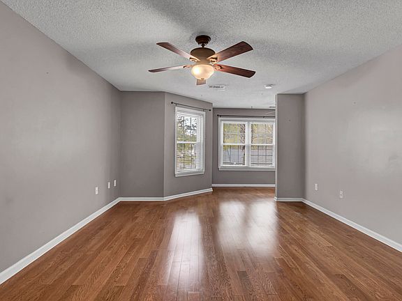 4th image of 188 Midland Pkwy APT 417