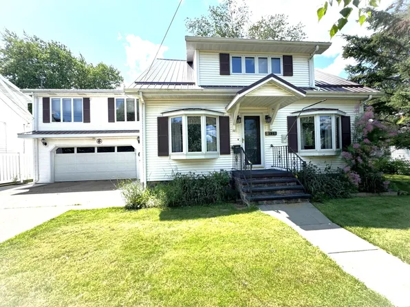 320 Hudson St, Antigo, WI 54409
