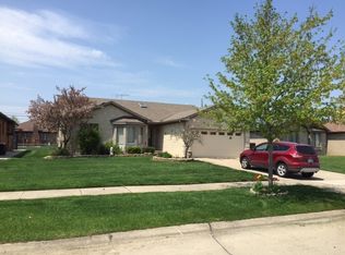 35661 Evanston Ave, Sterling Heights, MI 48312