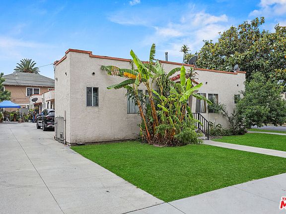 2nd image of 3836 S Gramercy Pl