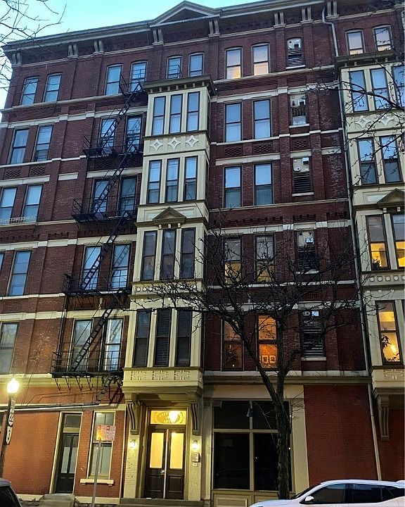 1st image of 104 W 9th St Unit 6A