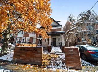 531 Runnymede Rd, Toronto, ON M6S2Z8