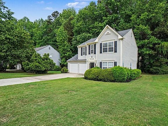 3rd image of 3155 Silverchase Cir SW