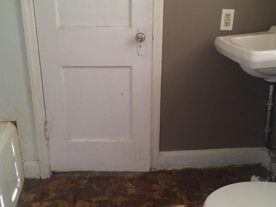 2nd image of 3603 S Tyler St