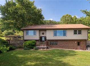 245 Ledbetter Rd, Arden, NC 28704