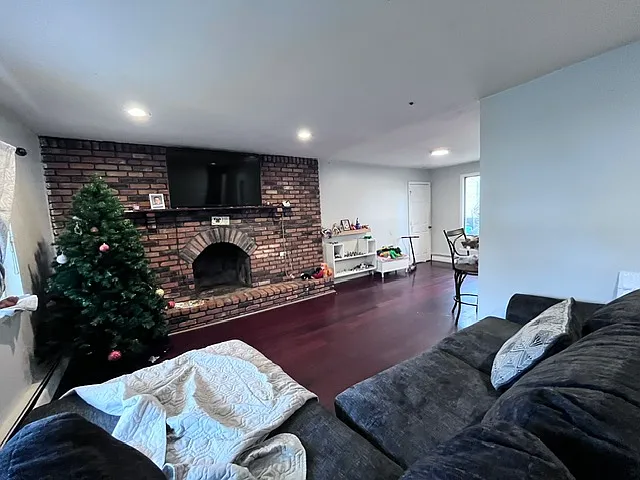 15 Tyne Rd #1 — Photo 3