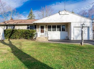 29 Teaneck Dr, East Northport, NY 11731