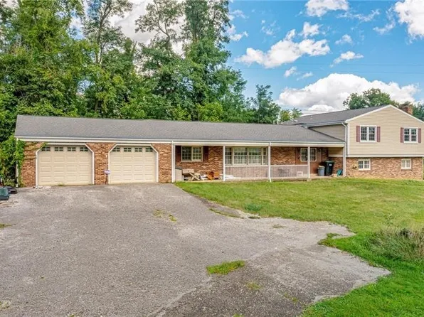 140 Maple Ln, McMurray, PA 15317