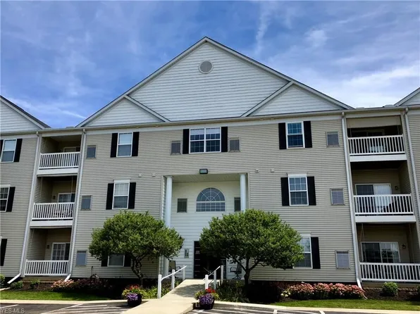 4703 Hills And Dales Rd NW #307, Canton, OH 44718