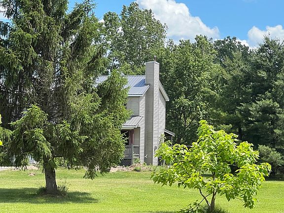 2nd image of 1534 Daley Rd