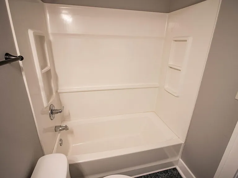 2235 S Shelby St — Photo 3
