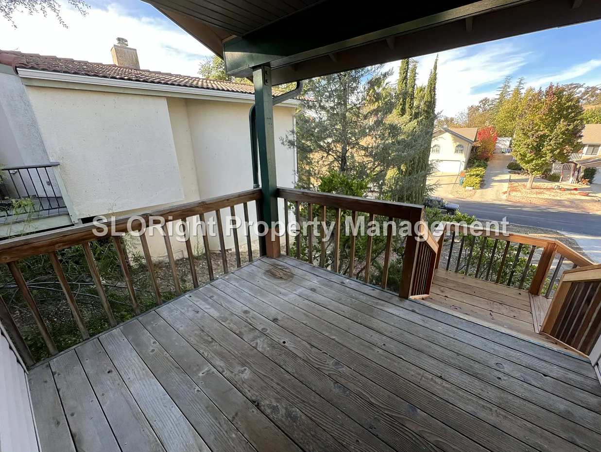 3 bed, 2.0 bath, 1456 sqft, $3,500 — Photo 4