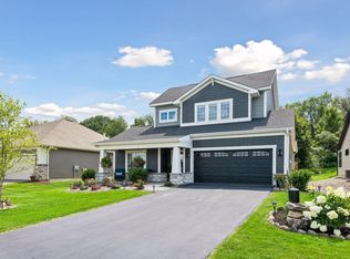 1109 Fabel Ln, Waconia, MN 55387
