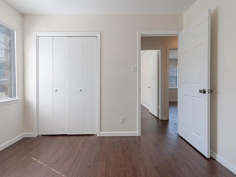 418 Skyline Ave — Photo 6