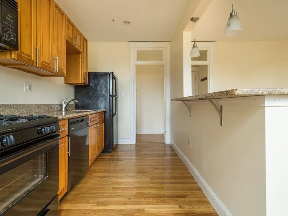 288 Chestnut Hill Ave #22A
