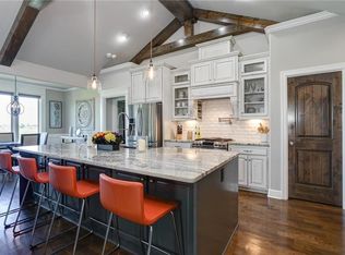 186 SW Roosevelt Rdg, Lees Summit, MO 64081