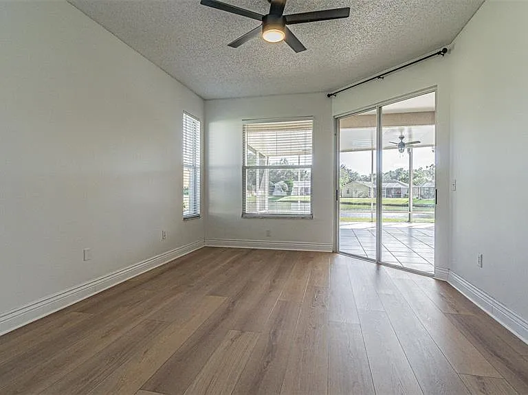27226 Sea Breeze Way — Photo 32