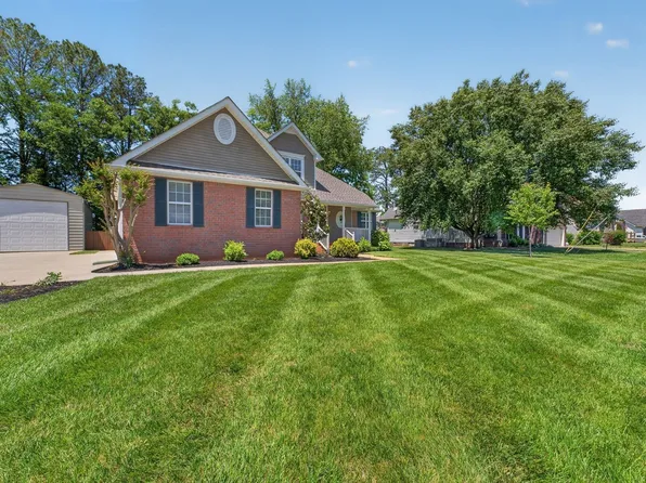 2903 Vinemont Dr, Murfreesboro, TN 37130