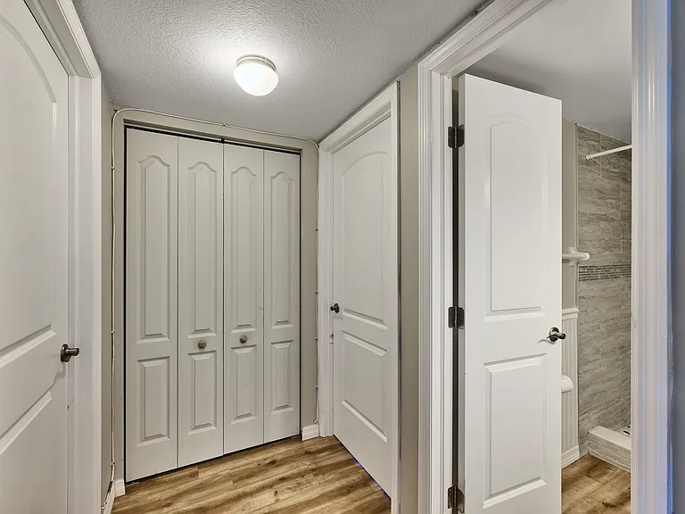 12021 W Greenway Dr — Photo 36