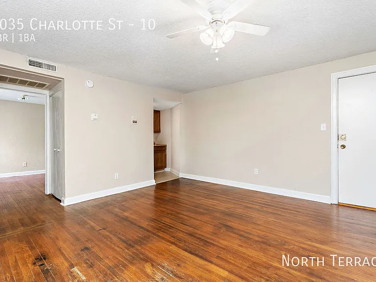 4035-4039 Charlotte — Photo 31