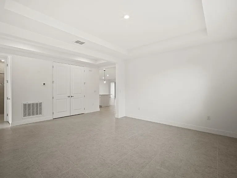 6185 Moonrise Dr — Photo 9