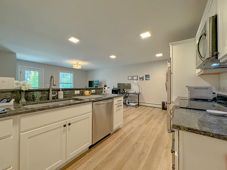 53 Aster Ln #2 — Photo 11
