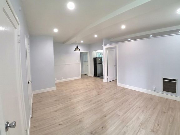 5th image of 1440 Pacheco St