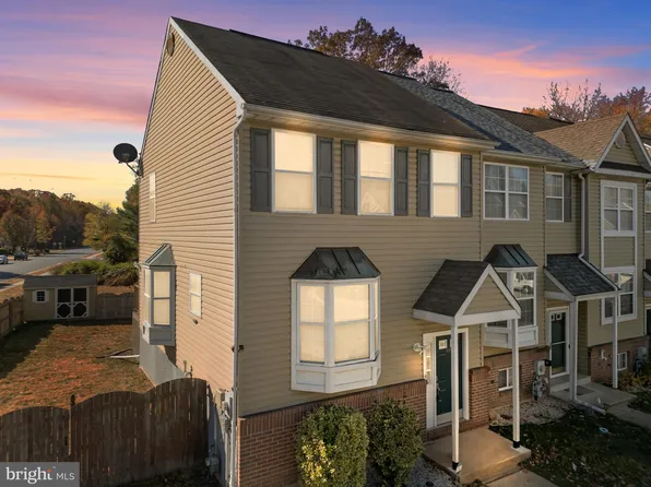 104 Valerie Ln, Bear, DE 19701