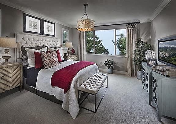 4th image of 250 Crestview Cir